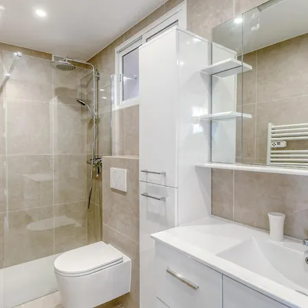 Renovated 1-bedroom With Sea View And Large Balcony Aiguebelle アパート ル・ラヴァンドゥー