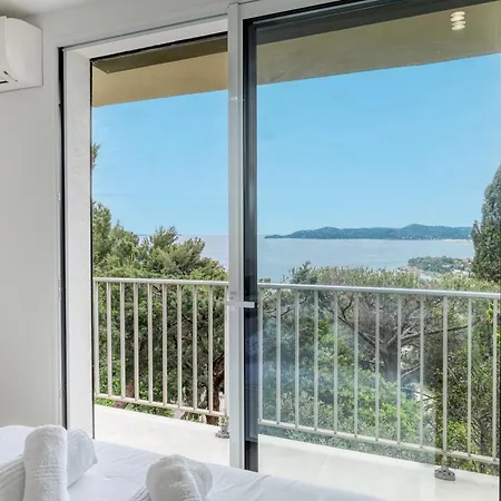 Apartamento Renovated 1-bedroom With Sea View And Large Balcony Aiguebelle *