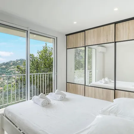 Renovated 1-bedroom With Sea View And Large Balcony Aiguebelle アパート *