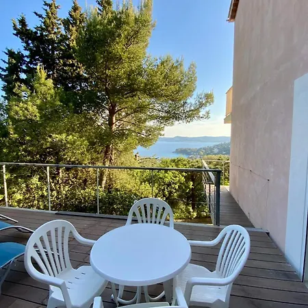 Renovated 1-bedroom With Sea View And Large Balcony Aiguebelle *
