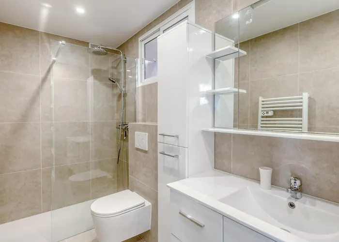 Renovated 1-bedroom With Sea View And Large Balcony Aiguebelle Lägenhet Le Lavandou